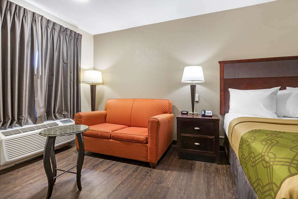 Econo Lodge Augusta, Downtown Номер фото